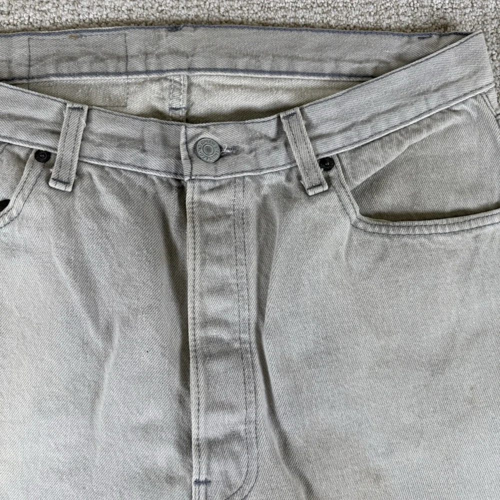 Vintage Levi's 501XX Men's 34x32 Original Fit Button Fly Gray Light Wash Jeans